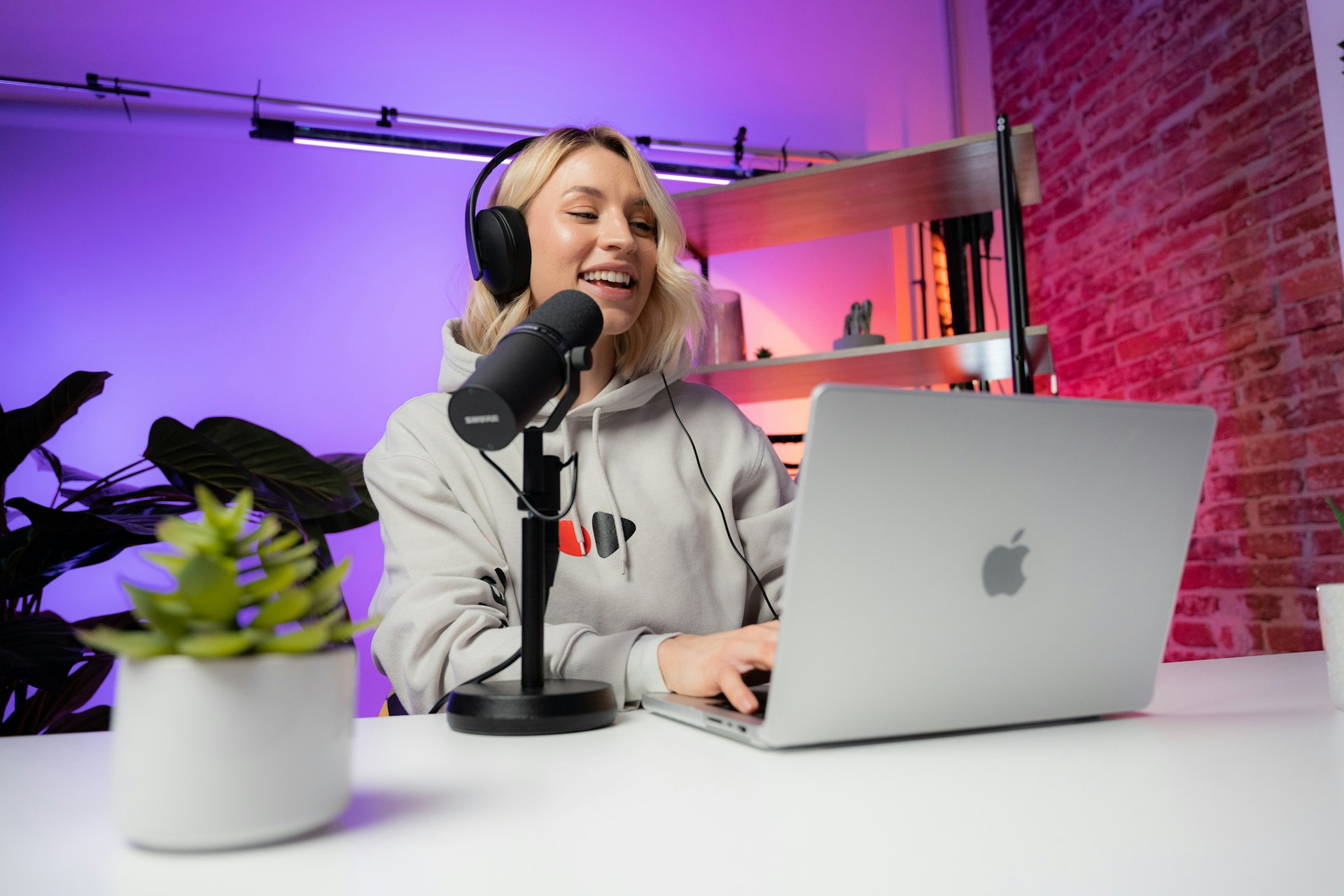 podcast-by-marly-spinchoice-studio